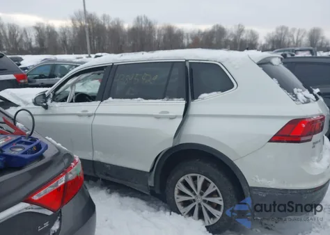 2019 Volkswagen Tiguan 2.0T Se/2.0T Sel/2.0T Sel R-Line/2.0T Sel R-Line Black from USA, damaged, VIN 3VV2B7AX2KM060001